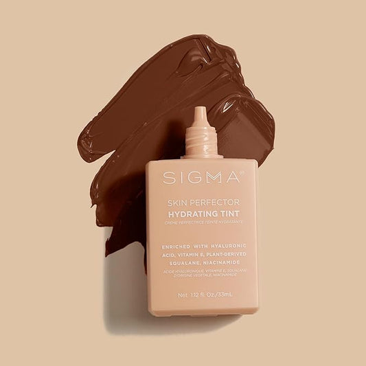 Sigma Beauty Skin Perfector β Hydrating Skin Tint Foundation for Lightweight, Buildable Coverage, With Hyaluronic Acid, Niacinamide Serum, and More (6 Dark Rich Tint, 1.12oz)