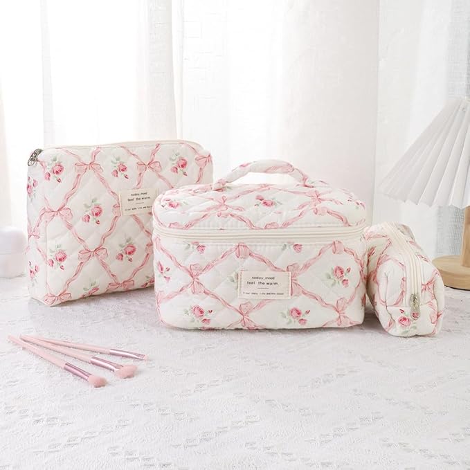 uekeboag Large Travel Quilted Makeup Bag for Women, Floral Cotton Cosmetic Bag, Coquette Aesthetic Floral Toiletry Organizer Bag