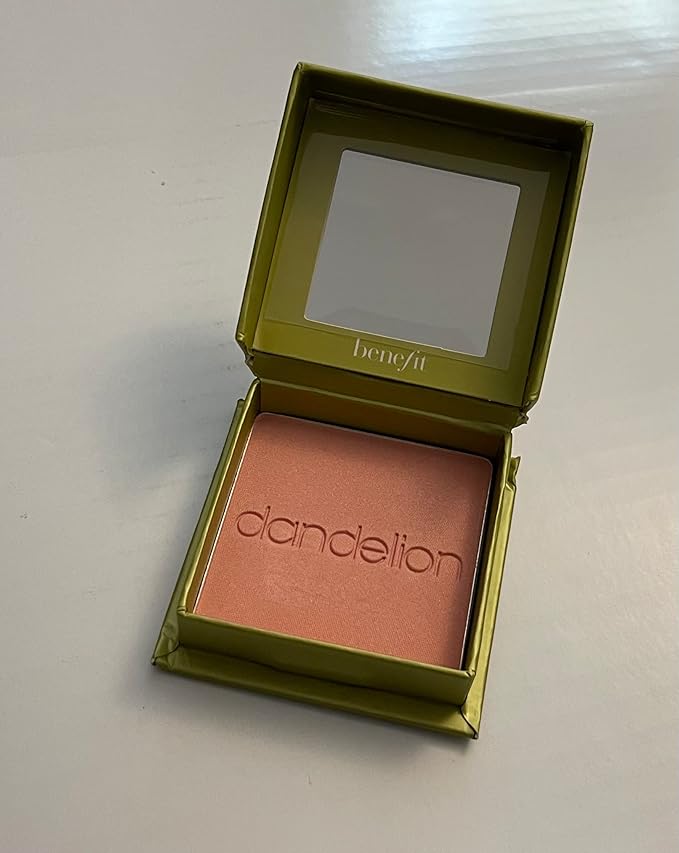 Benefit Cosmetics Dandelion Brightening Face Powder