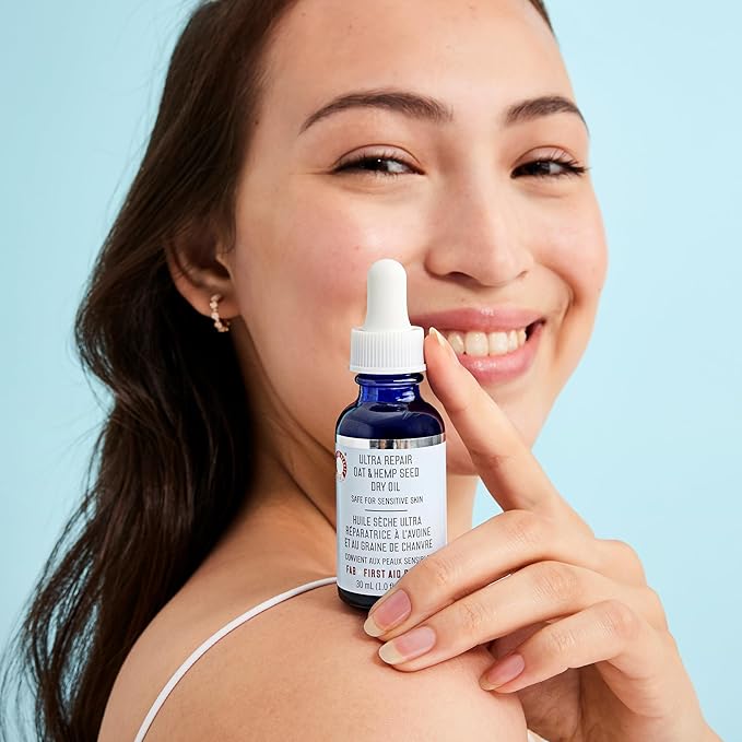 First Aid Beauty Ultra Repair Oat & Hemp Seed Oil β Hydrating, Non-Greasy Facial Oil with Arnica & Colloidal Oatmeal for Redness Relief β Calms Dry, Distressed Skin β Fragrance Free, 1 oz