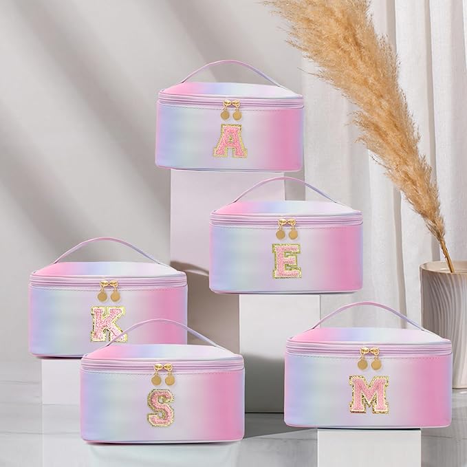 Meiyuuo Cute Makeup Bag for Girls Personalized Cosmetic Bags for Teens Monogrammed Travel Pro Pouch Toiletry Bag for Women Bridal Shower Birthday Gifts for Her Preppy Gradient Pink Initial A