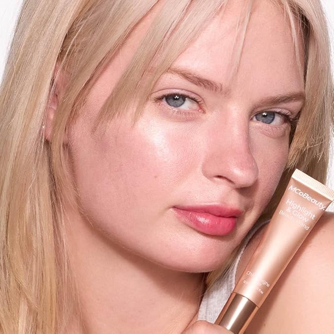 MCoBeauty Highlight & Glow Beauty Wand, Pink Glow, Luminous Highlight for Radiance Skin, Vegan, Cruelty Free Cosmetics