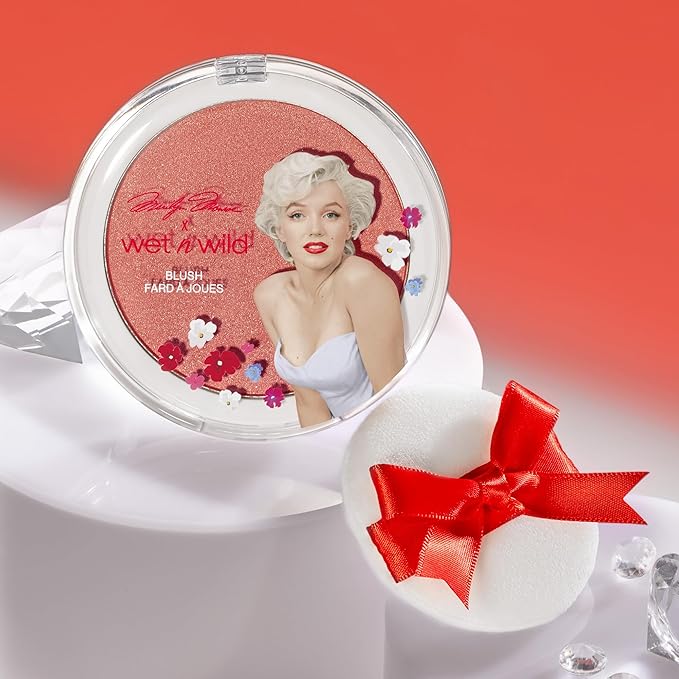 wet n wild Marilyn Monroe Collection Icon Blush β Velvety Pearlescent Powder Blush, Buildable & Blendable Formula Infused with Vitamin E, Includes Sponge Applicator, Cruelty-Free β Rose