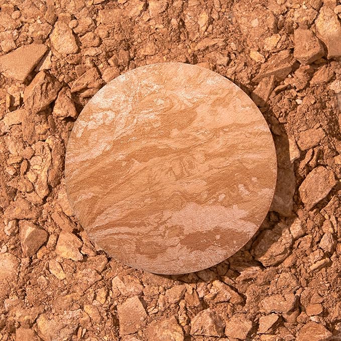 LAURA GELLER NEW YORK Get Glowing Kit (2pc): Baked Balance-n-Glow Illuminating Powder Foundation, Golden Medium + Airbrush Kabuki Makeup Brush