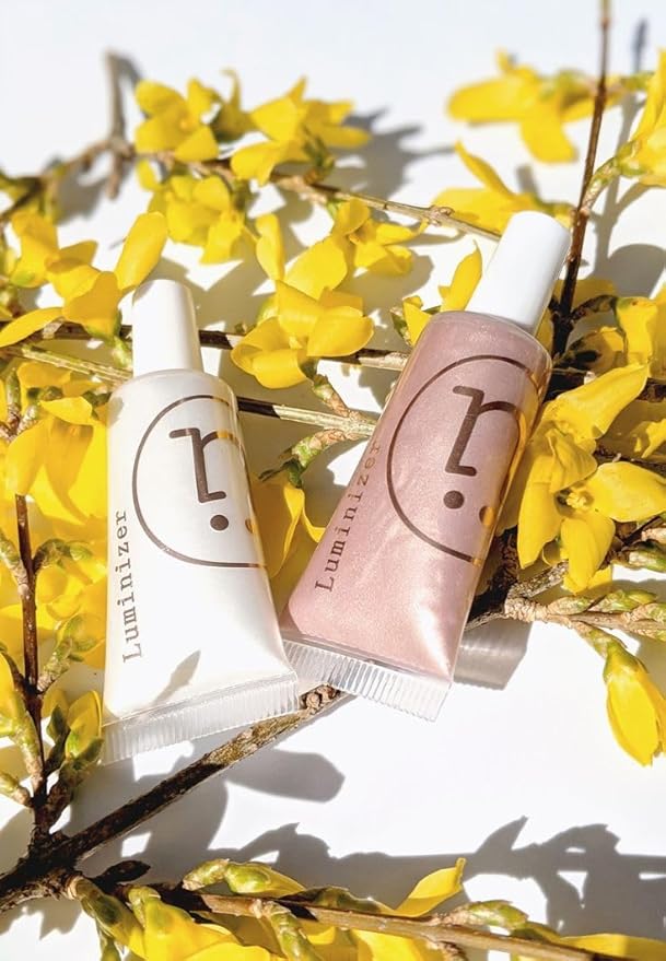 M2U NYC Liquid Highlighter Makeup – Lightweight Luminizer for Natural Radiant Glow with Shimmer – Ultra Smooth Hydrating Illuminator, Face, Cheekbone & Body Glow Enhancer Pink Pearl (Pearl Moon)