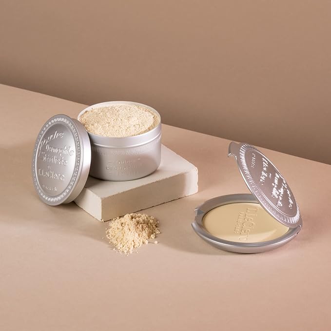 T. Leclerc Compact Pressed Powder - Super-Blendable Face Makeup Longwear Portable Matte Finish for Radiant Natural Medium to Full Coverage Airbrushing Mineral Based For Pores & Imperfections (Banane)