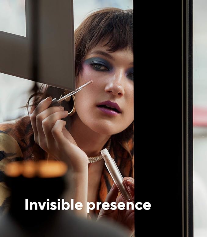 MÁDARA Organic Skincare | Luminous Perfecting Concealer 55 HAZELNUT – 4ml, Dewy finish, With hyaluronic acid, Natural concealer for dark circles and blemishes, Vegan, COSMOS natural certified.