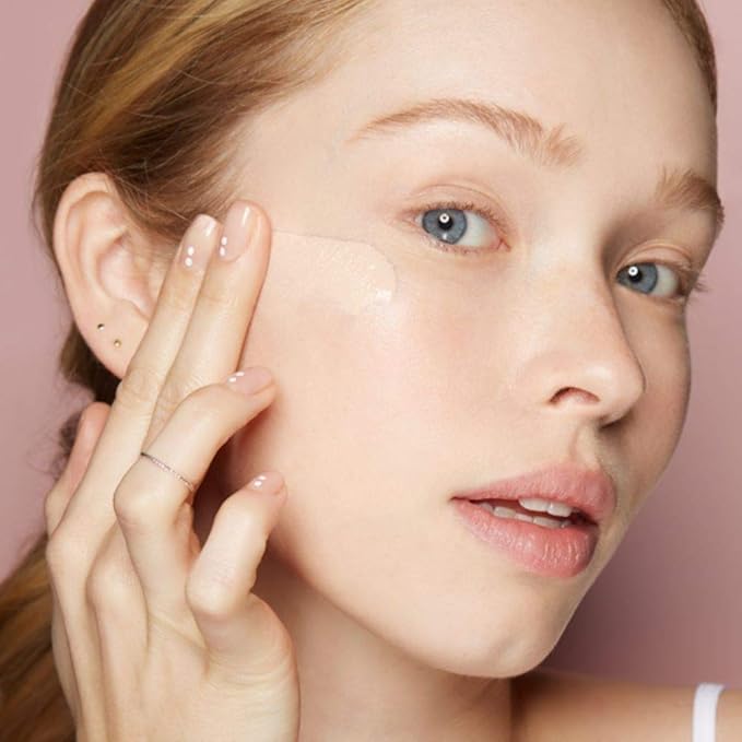 Almay Liquid Foundation, Truly Lasting Color, Long Wearing Natural Finish, Vitamin E and Lemon Extract, Hypoallergenic, Cruelty-Free, Dermatologist Tested, 120 Ivory, 1 fl oz