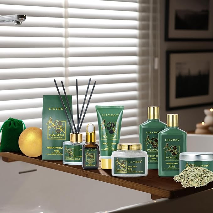 Christmas Gift Basket for Women and Men- 15-Piece Premium Eucalyptus Bath Gift Set - Spa Kit with Shower Gel Ideal for Birthday, Mothers Day, Father’s Day, Perfect for Holidays & Self Care
