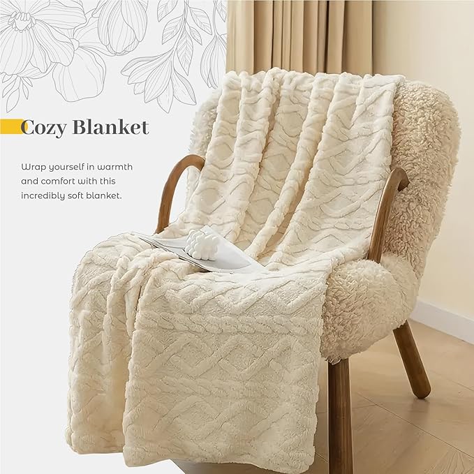 Care Package for Women - Luxury Self Care Gifts for Women | Includes Cozy Blanket, 40oz Tumbler, Candle, Bath Salts - Unique Birthday Box for Her - Get Well Soon Basket and Hug in a Box