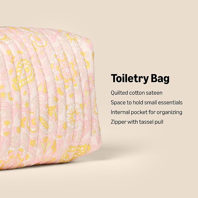 Amazon Essentials x Sofia Grainge Women's Quilted Makeup Toiletry Bag