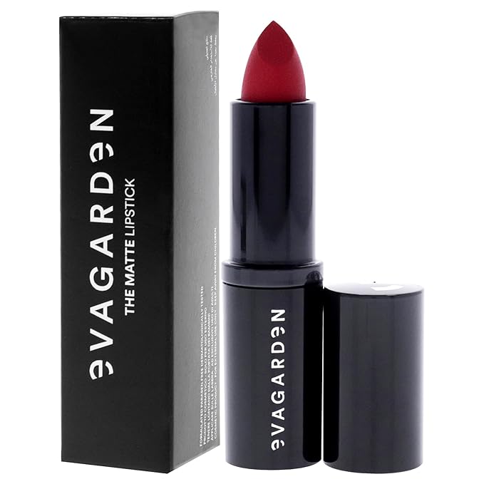 The Matte Lipstick - Velvety Texture and Vibrant Ultra-Matte Finish - Pigmented, Soft and Silky Formula and Smooth Application - Offers Bold Saturated Color - 639 Retro Red - 0.1 oz