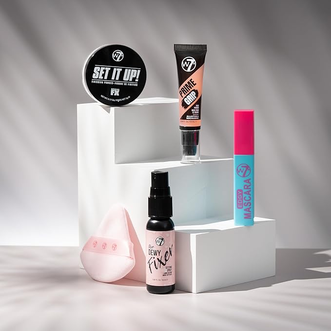 W7 On the Go Cuties Gift Set - Mini Makeup Essentials with Primer, Mascara, Setting Spray, Loose Powder & Powder Puff - Travel Size Beauty Favourites - Stocking Stuffer