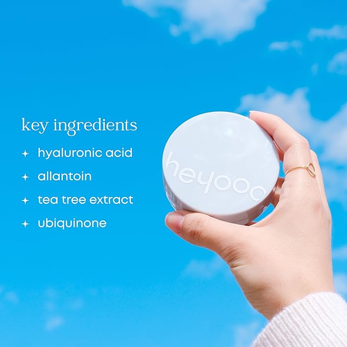 Natural Glow Foundation - Light to Medium Coverage Cushion Foundation with Hyaluronic Acid & Tea Tree Extract - Vegan & Cruelty-Free Cream - K Beauty - 15g/0.52oz - Praline