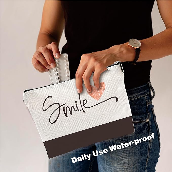 Minimalism Makeup Bag - Smile - Heart Print Cosmetic Bag, Toiletry Bag, Gift For Girls, Besties, Personal Care & Accessories - A28
