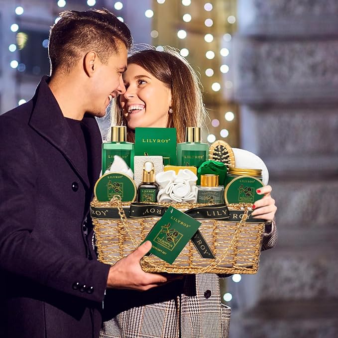 18-Piece Luxury Spa Gift Basket Set for Fathers Day Bath & Body Care Kit for Women & Men Perfect Gift for Christmas Mother's Day Birthday with Shower Gel & More Great for Holidays & Special Occasions