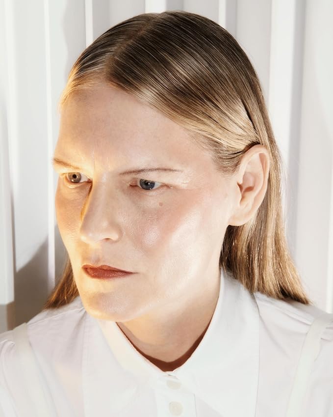 19/99 Precision Highlight Pencil All-Over Face Color | Cruelty-Free, Vegan, Responsible Beauty (Oro)