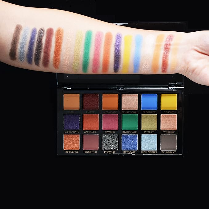 2 Pcs Eyeshadow Palette Pearl Matte Velvet Texture Makeup Pallet 18 Color Suitable for Rock Style Smoky Makeup