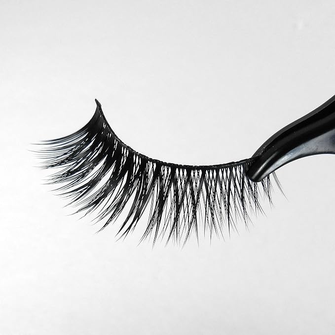 Missamé FRISKY Glamour Flare False Eyelashes Set Handmade with Premium Synthetic Fibers, Black, 1 Pair