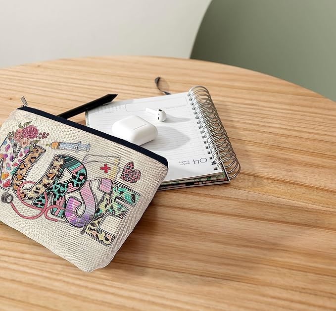 Ayxvt Nurse Pouch, Leopard Cosmetic Bag, Vintage Western Decorative Women's Makeup Zipper Pouch, Travel Toiletry Bag, Appreciation Gifts for Nurses, Women, Girls