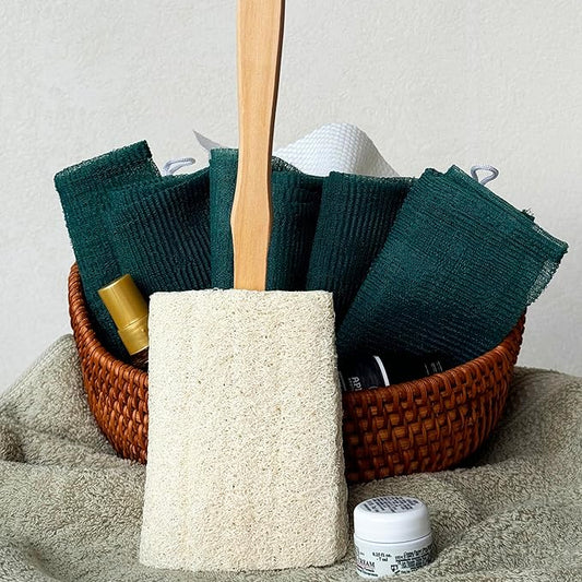 Natural Loofah Scrub. Back Loofah Sponge .Long Handle Shower Bath Brush On a Stick Body Scrub Brush Scrubber Exfoliating Body Sponge（1 Pack）